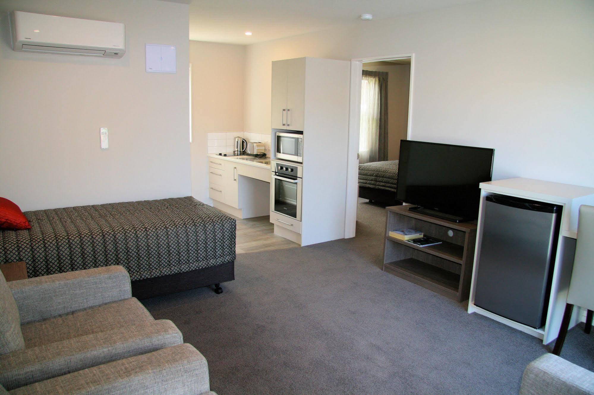 Oxford Village Motels מראה חיצוני תמונה