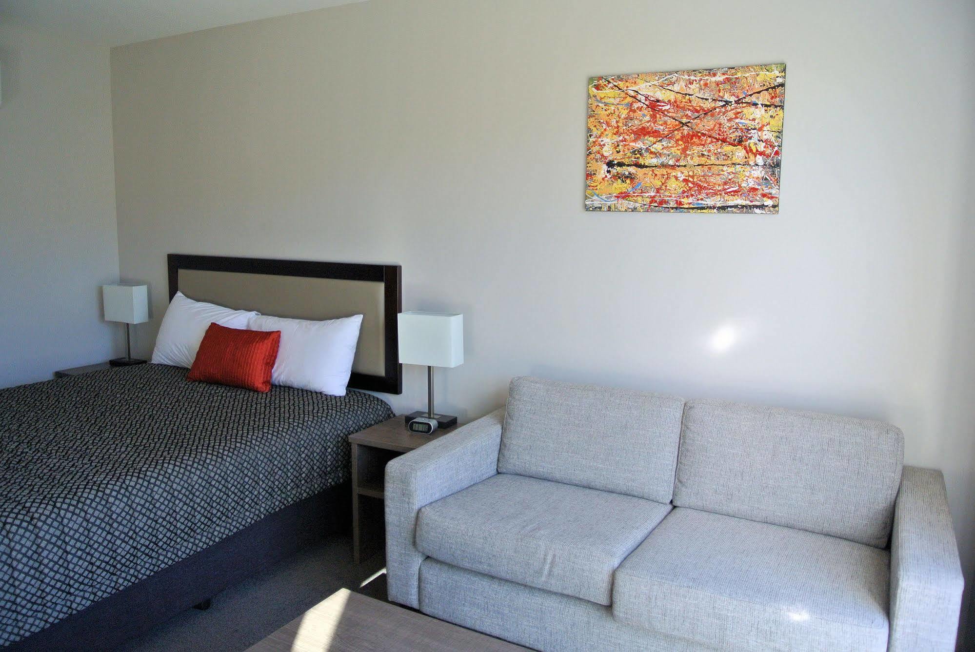 Oxford Village Motels מראה חיצוני תמונה