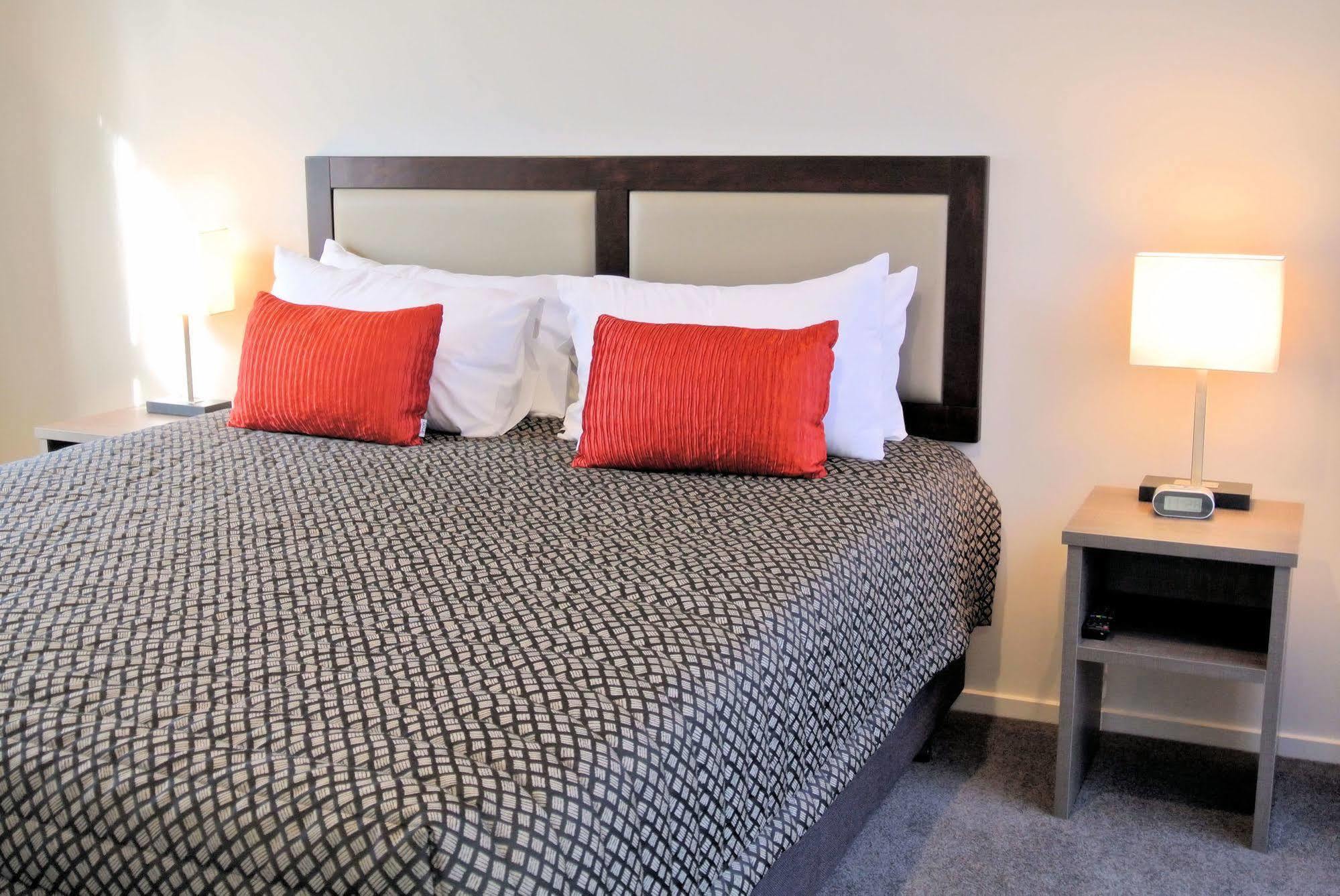Oxford Village Motels מראה חיצוני תמונה